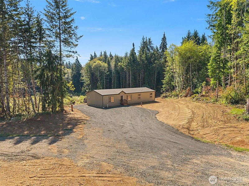 2nd image of 1481 W. Highland Road