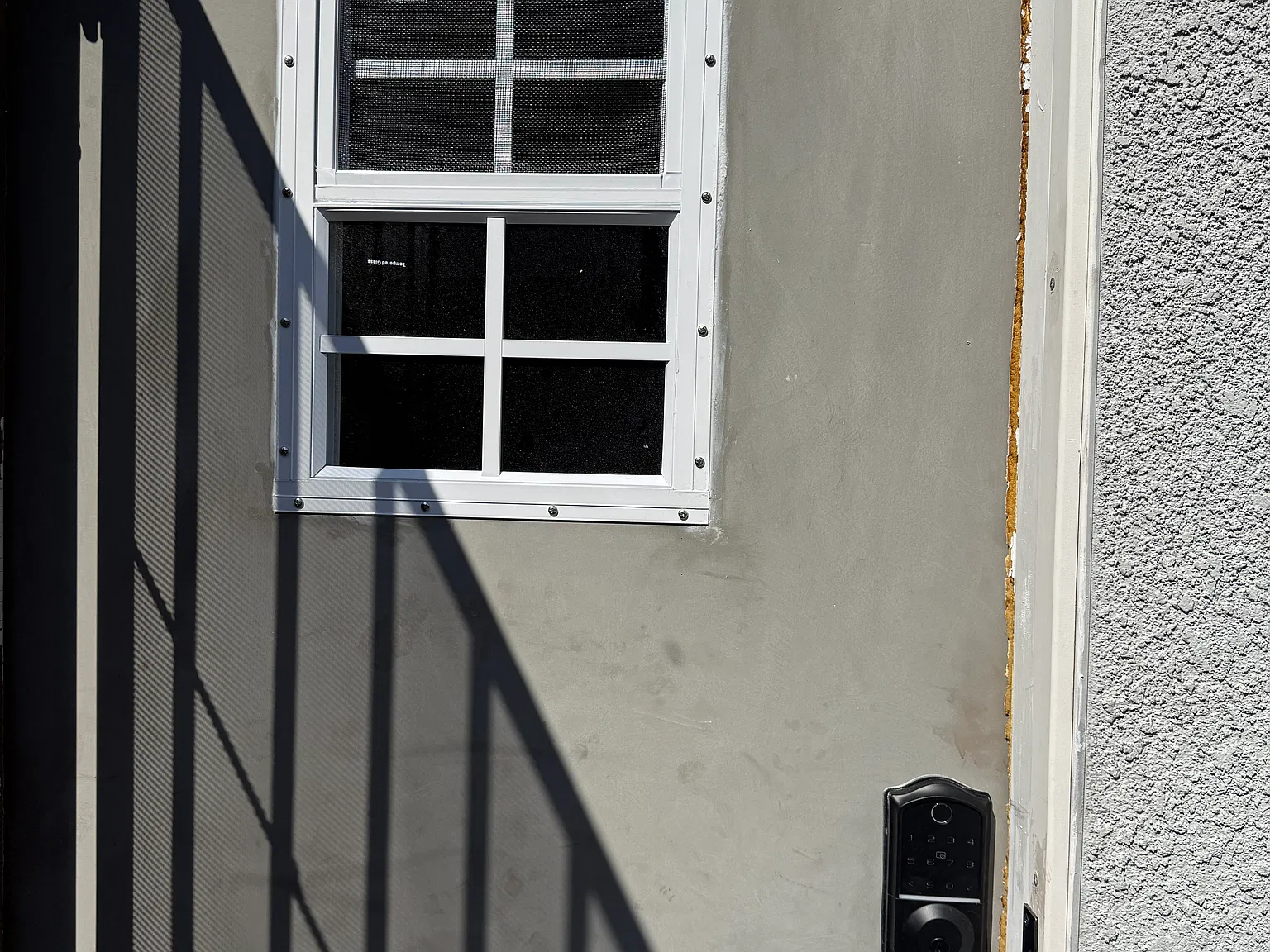 2 bed, 650 sqft, $2,000 — Photo 2