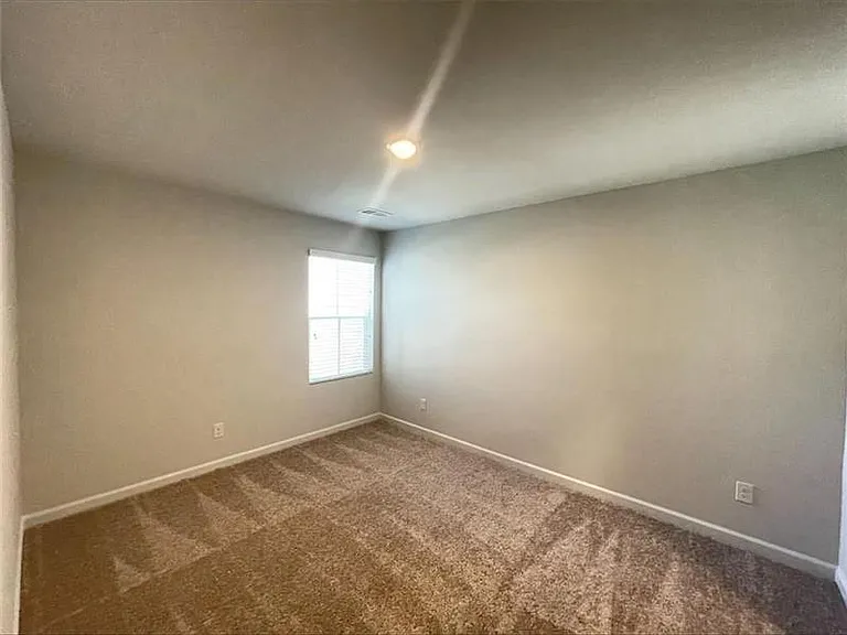 5333 Melbourne Ln — Photo 14
