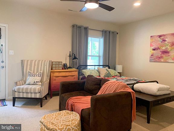 5th image of 106 Nandina Ln