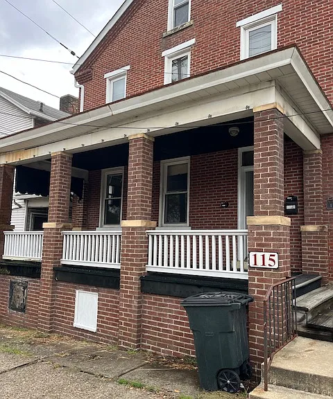 115 W 3rd St #A — Photo 11