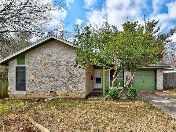2nd image of 1013 Glen Oak Dr
