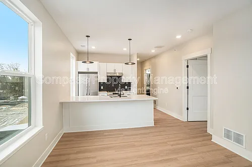 Floor plan 3233-C