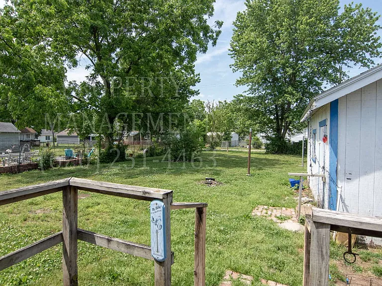 1318 W 6th St — Photo 12