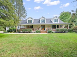 8285 Bishop Rd, Brighton, MI 48116