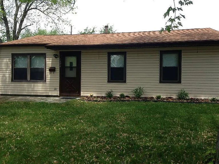 1354 Raybell Dr photo 1