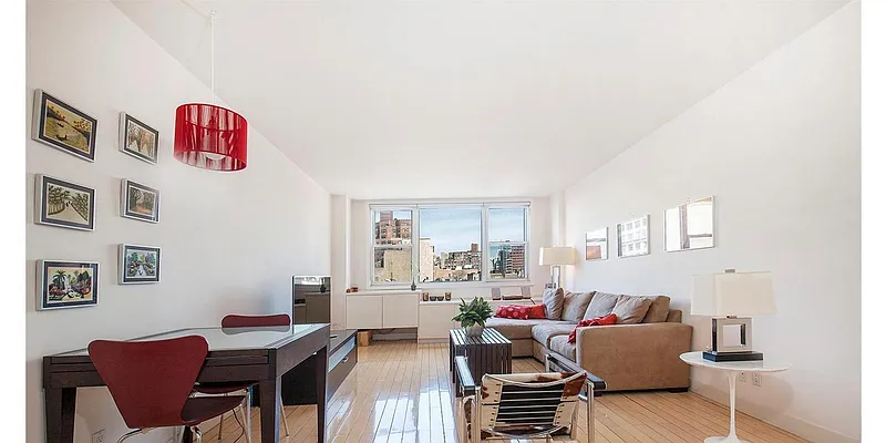 Rented by Compass | media 9