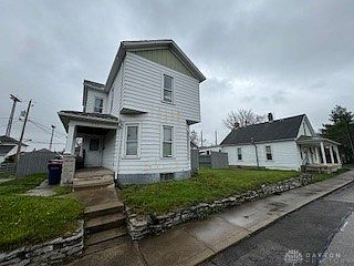 3rd image of 372 E Water St