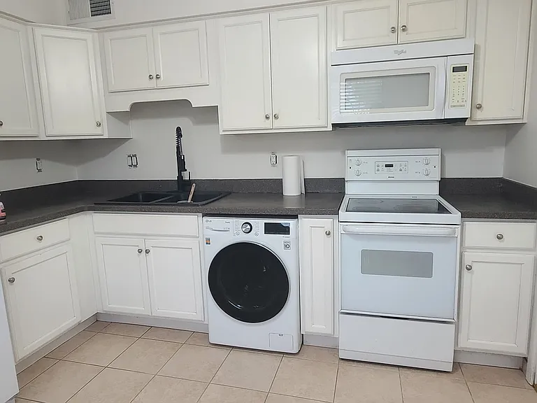 509 E Huntington Dr #2 — Photo 6