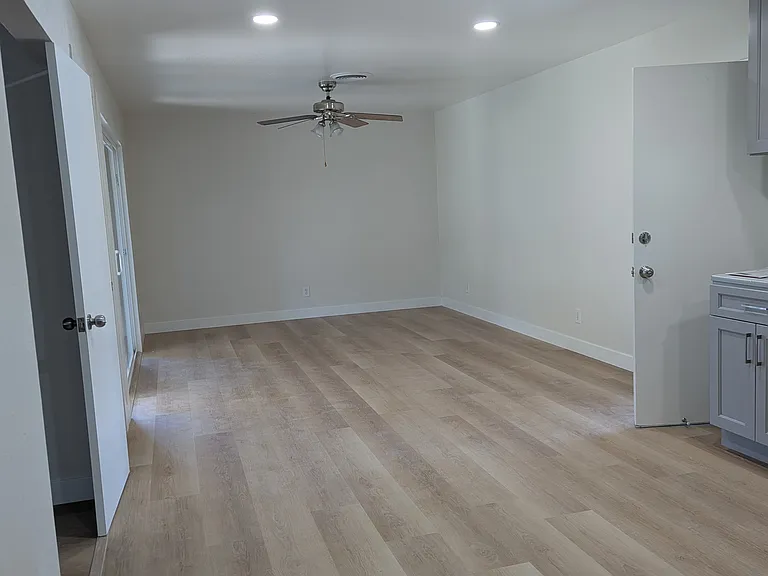 1891 Hermosa Way — Photo 7