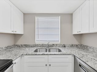 101 Avenida De Bahia, Nokomis, FL 34275