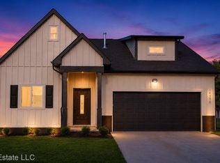 34390 Maynard St, Clinton Township, MI 48035