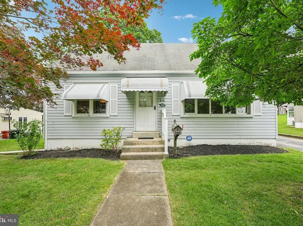 616 S Gray St, Brookhaven, PA 19015