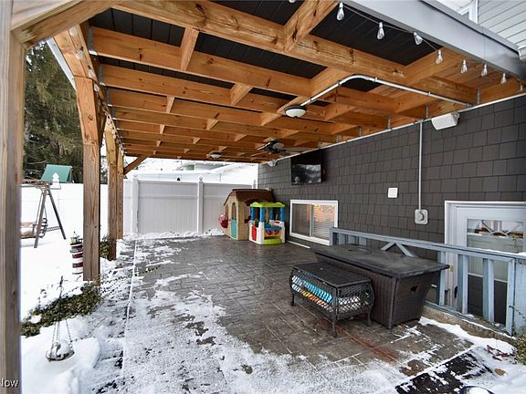 3rd image of 4194 Brendan Ln