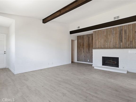3rd image of 1450 Manhattan Beach Blvd