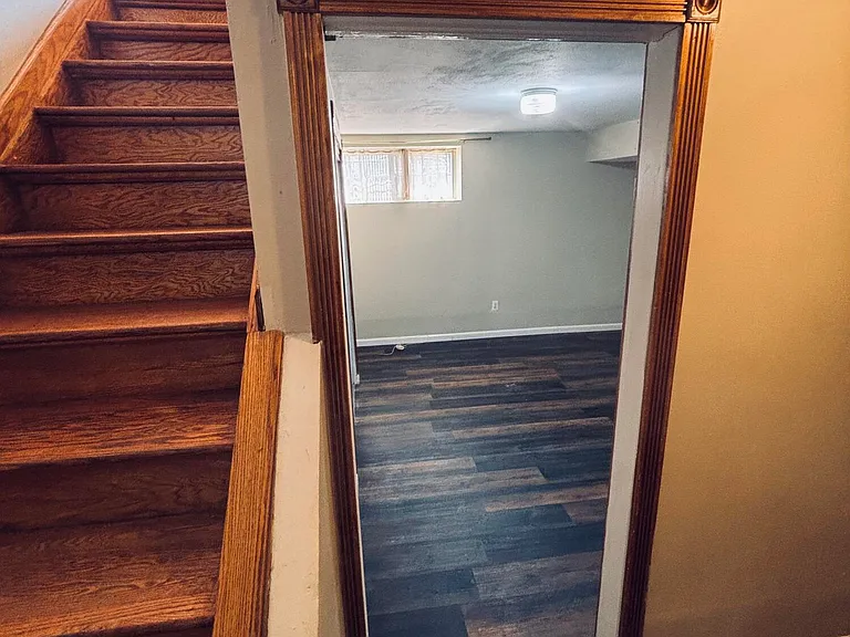 21 Susan Ct — Photo 6