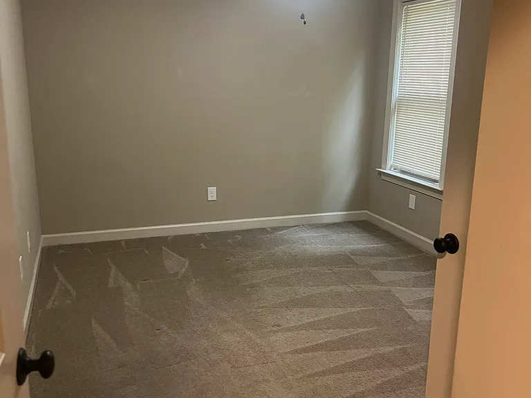 255 Sterling Way — Photo 8