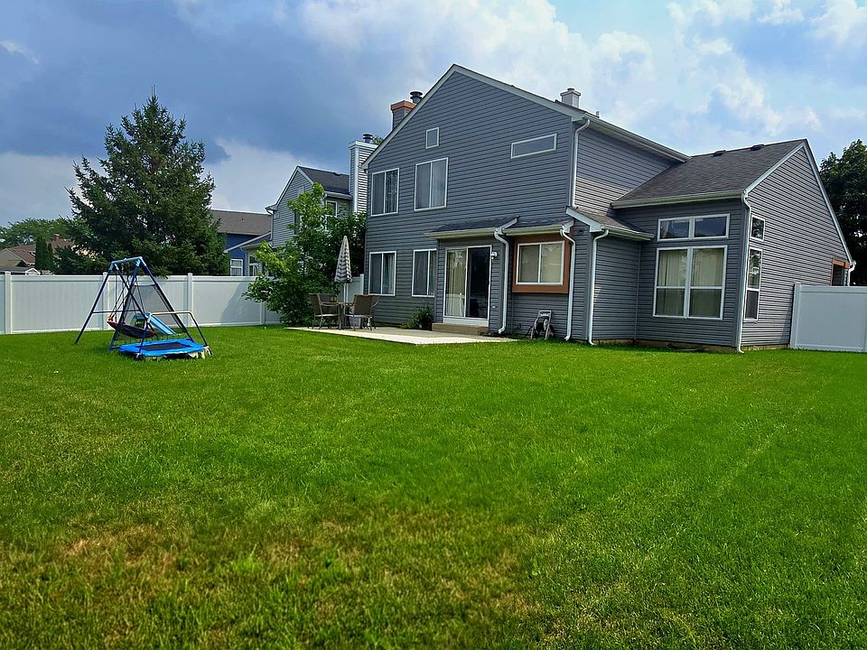 2nd image of 836 Tallgrass Dr #836