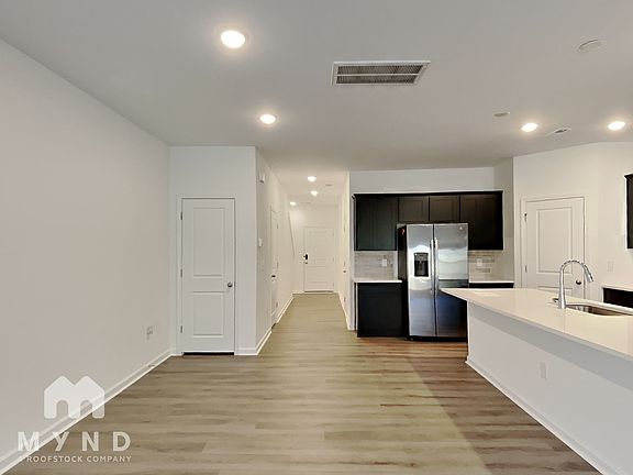 4th image of 4113 Bryson Dr