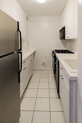Rented by Halstead Real Estate | media 10
