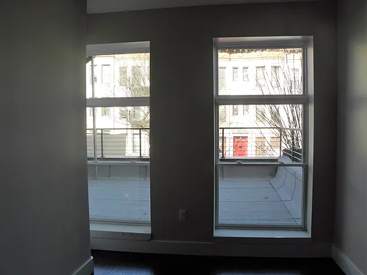 Rented by Lilia Anastasiadis, LREB | media 66