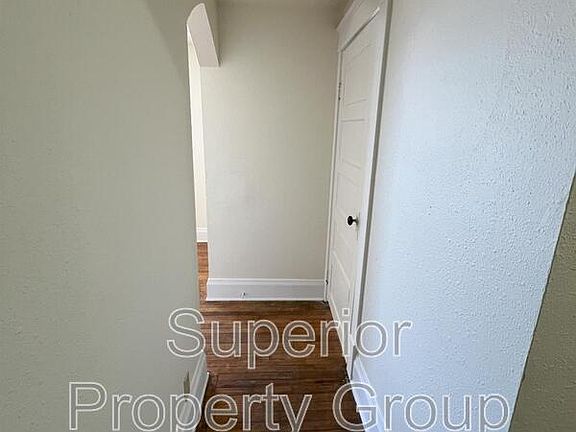 5th image of 106 W Stroud St Unit 1