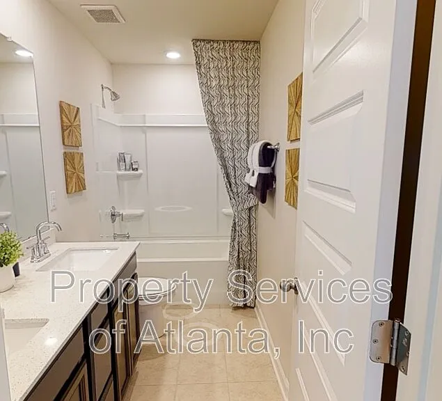 6900 Newcastle Ct — Photo 14