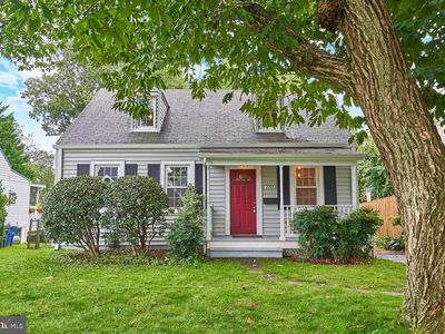 2765 Greenway Blvd, Falls Church, VA, 22042