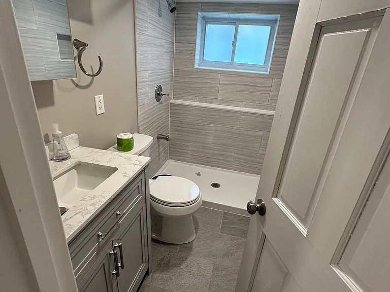63 Burnham St #C — Photo 7