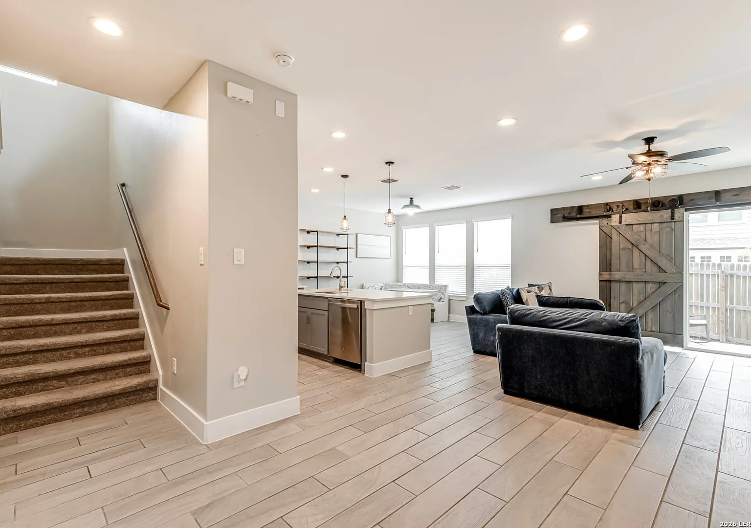 Modern 3-Bedroom Home in Alamo Heights ISD Prime Location Near 410 & 281 — Photo 4