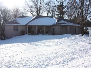 2741 S. Memorial Drive, Howard, WI 54313