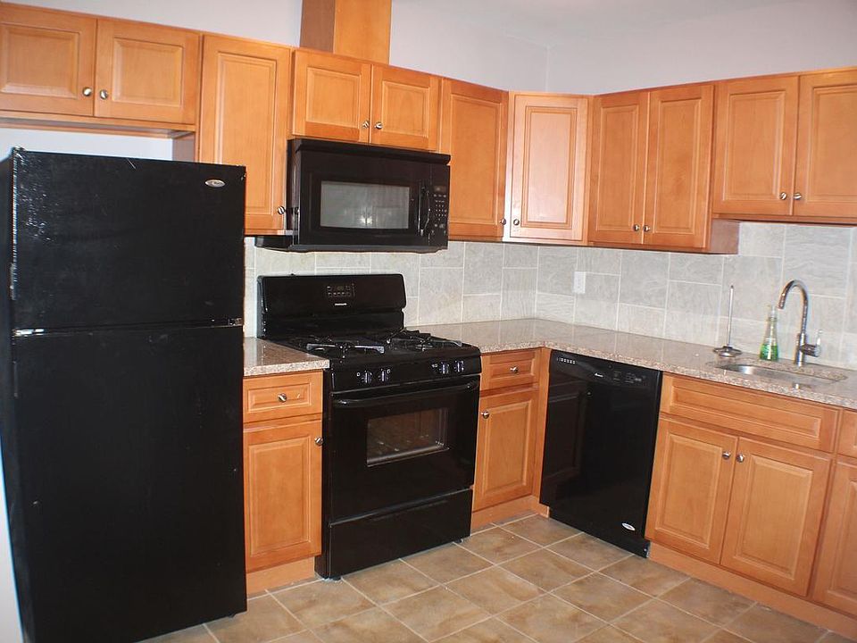 1st image of 487 5th Ave APT 4R