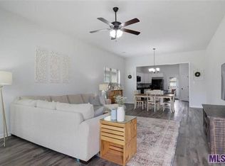 1030 Gentle Wind Dr, Zachary, LA 70820