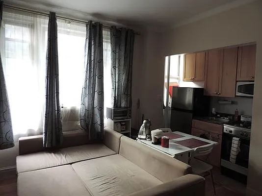 Rented by Beekman Street Realty | media 45