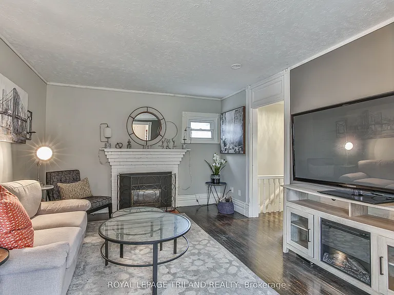 918 William St #UPPER — Photo 11