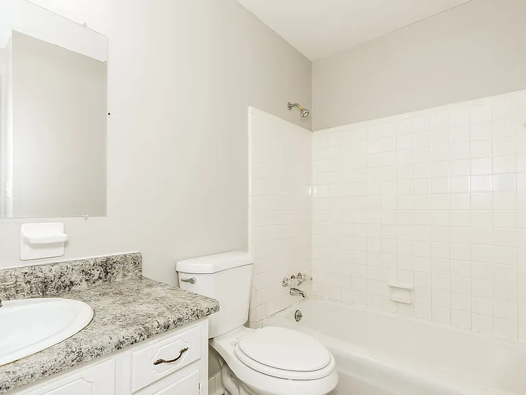 129 Hickory St — Photo 14