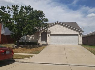 8963 Rushing River Dr, Fort Worth, TX 76118