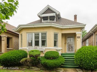 2930 N Kenneth Ave, Chicago, IL 60641