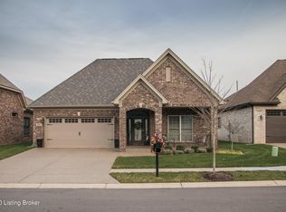 9307 Cross Meadows Cir, Louisville, KY 40291