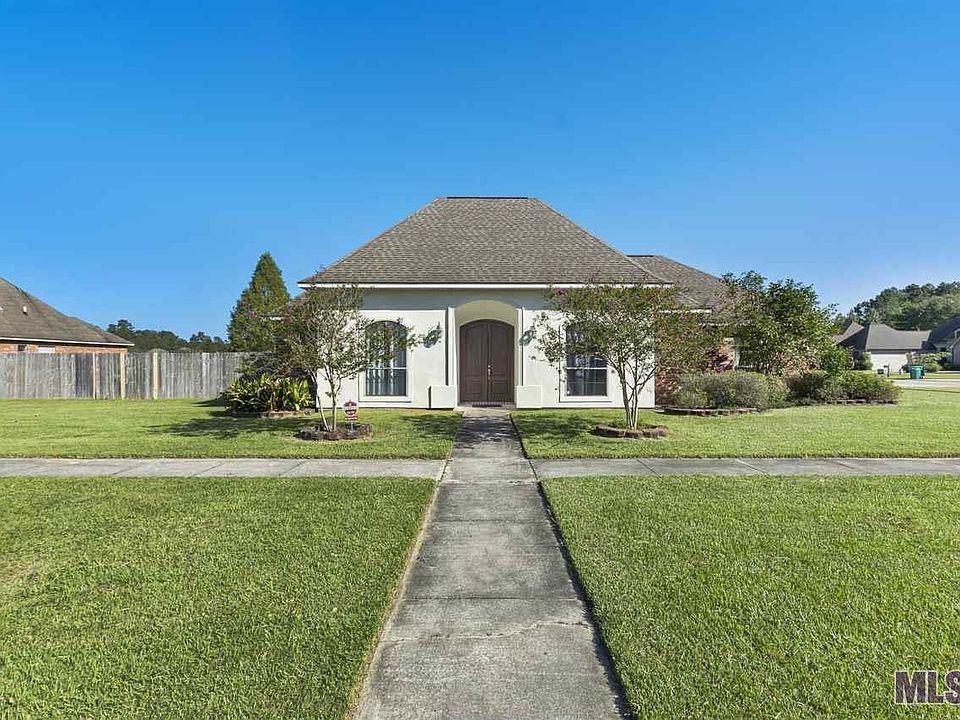 1st image of 12691 Lake Terrace Dr
