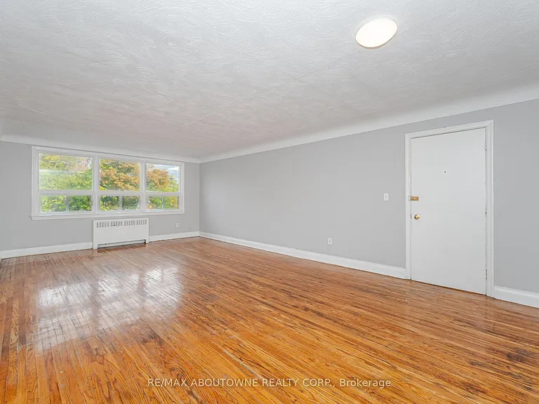 1031 Churchill Ave E #3 — Photo 7
