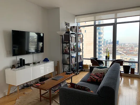 Rented by New York City Property and Residence Management, LLC | media 14