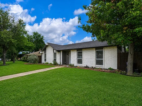 7318 Emory Oak Ln, Dallas, TX 75249