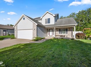 2555 Cobblestone Ct, Morris, IL 60450
