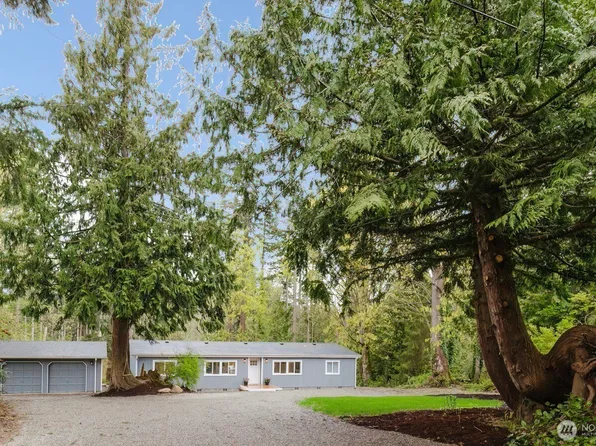 21579 Howard Avenue NE, Kingston, WA 98346