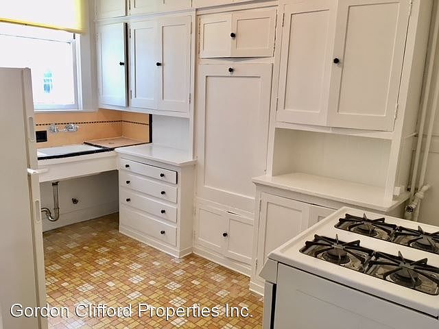 1st image of 121 Dolores St APT 1