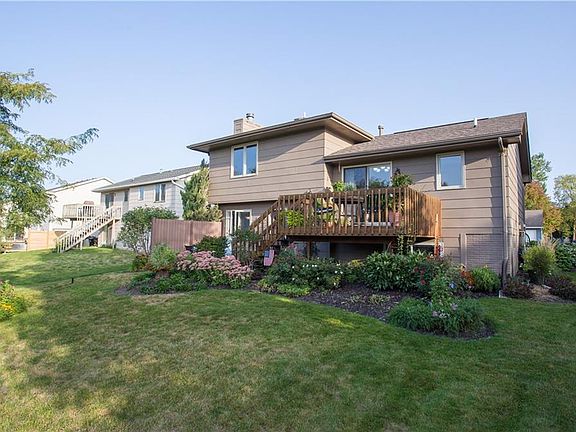 4th image of 470 Bel Aire Dr