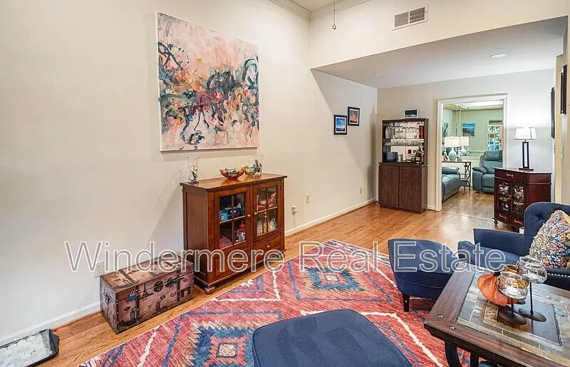 2 bed, 2.0 bath, 1284 sqft, $1,850 — Photo 3
