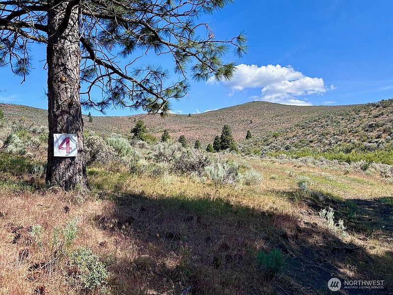 4th image of 4 xx Secret Canyon Road
