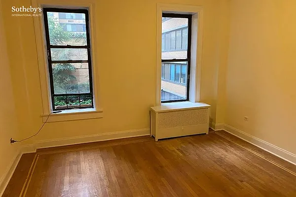 Rented by Sotheby's International Realty | media 4